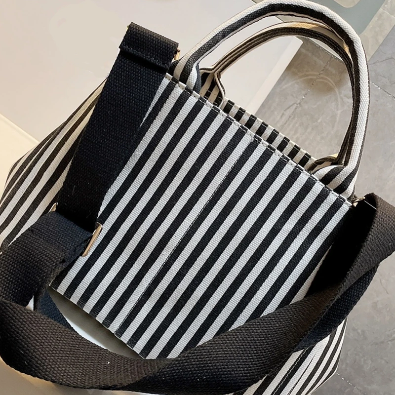 

Women 2021 New Canvas Handbag Summer Fashion Beach Bag Large Capacity Shopping Bag Personalized Tote Bag Women Purse and Handbag