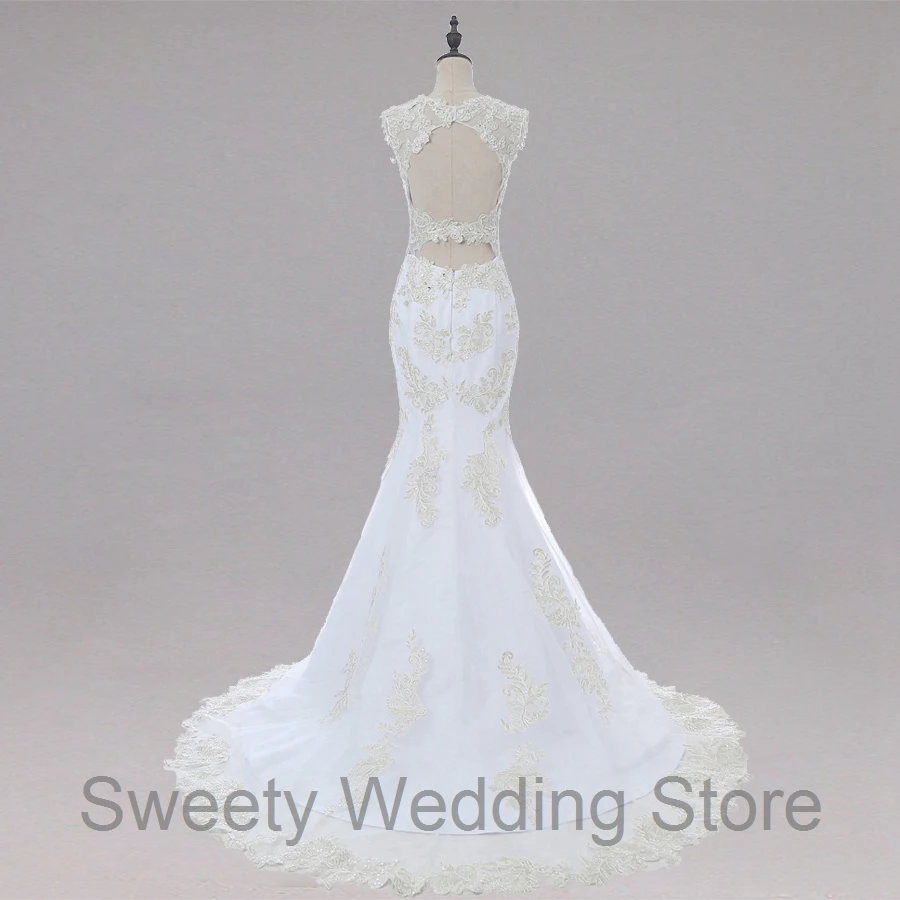 Винтажное Элегантное свадебное платье с рукавом-крылышком и золотой аппликацией