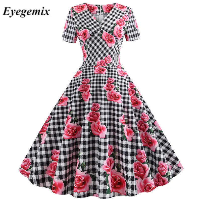 Желтая клетчатая футболка с короткими рукавами и принтом в винтажном стиле