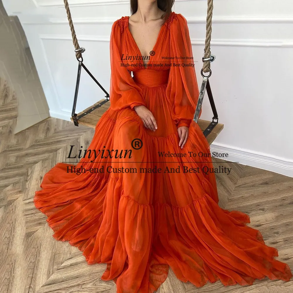 

Шифоновые вечерние платья с длинными рукавами-фонариками и V-образным вырезом