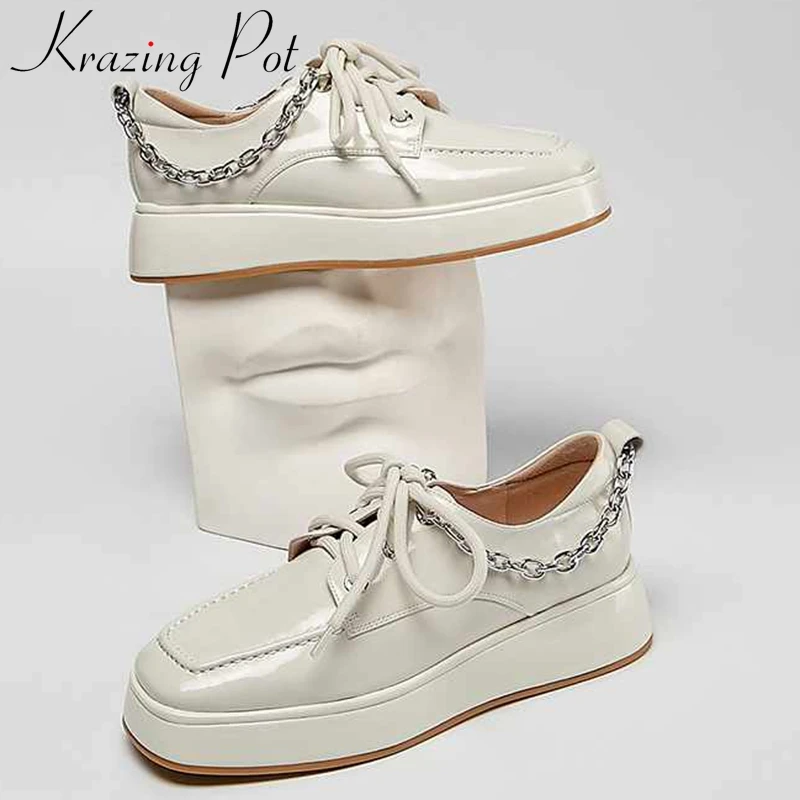

Krazing pot fashion style chain decorations high quality white sneaker classic colors square toe lace up vulcanized shoes L70