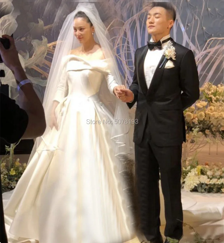 8148boat-neck off-the-shoulder natural A-line floor-length matte satin wedding dresses/gowns 2019 Celebrity Dress free shipping | Свадьбы и