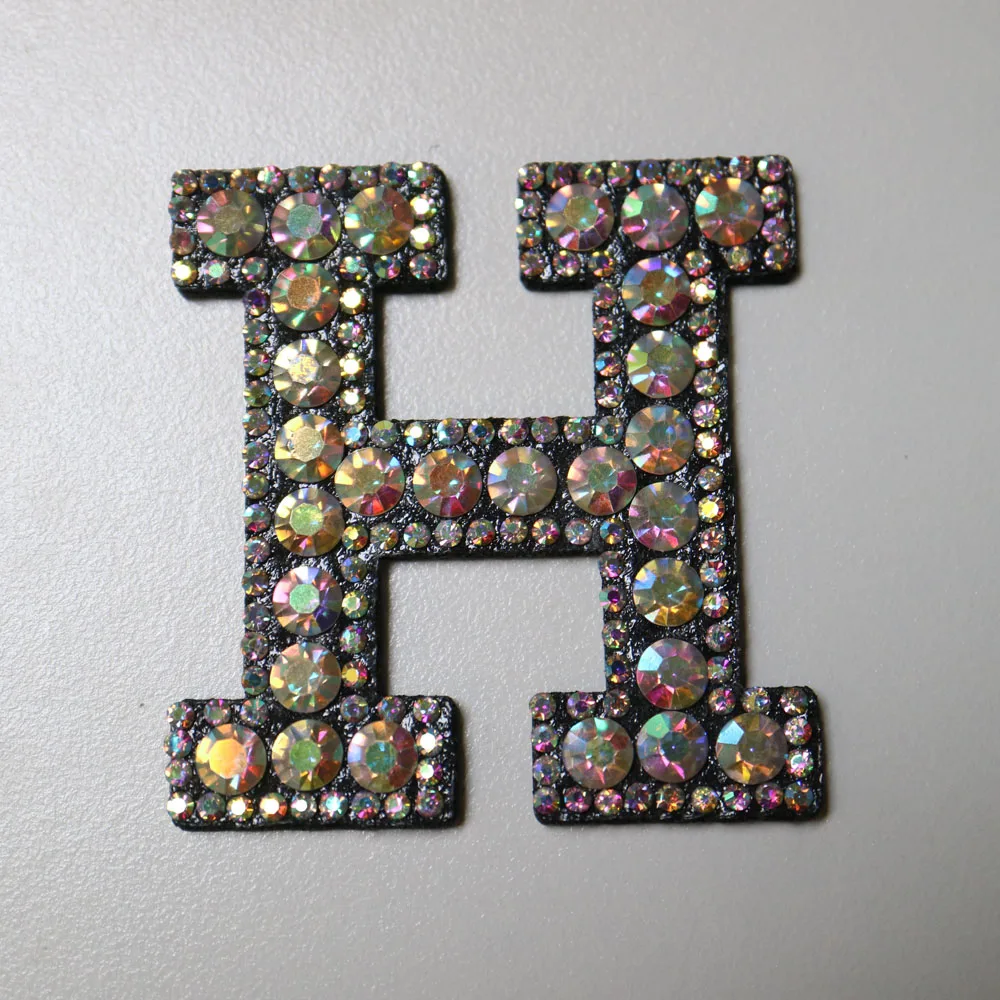 Модные 26 Английских Букв вышитые бисером патчи для одежды пришитые Стразы