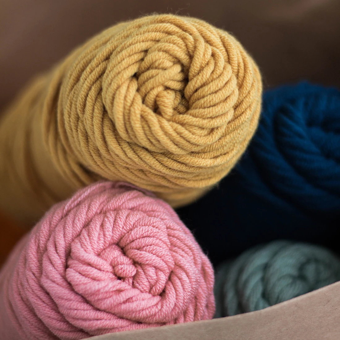 Набор вязаных шерстяных ковриков для рукоделия шерстяная вышивка с иглой 25x30 см