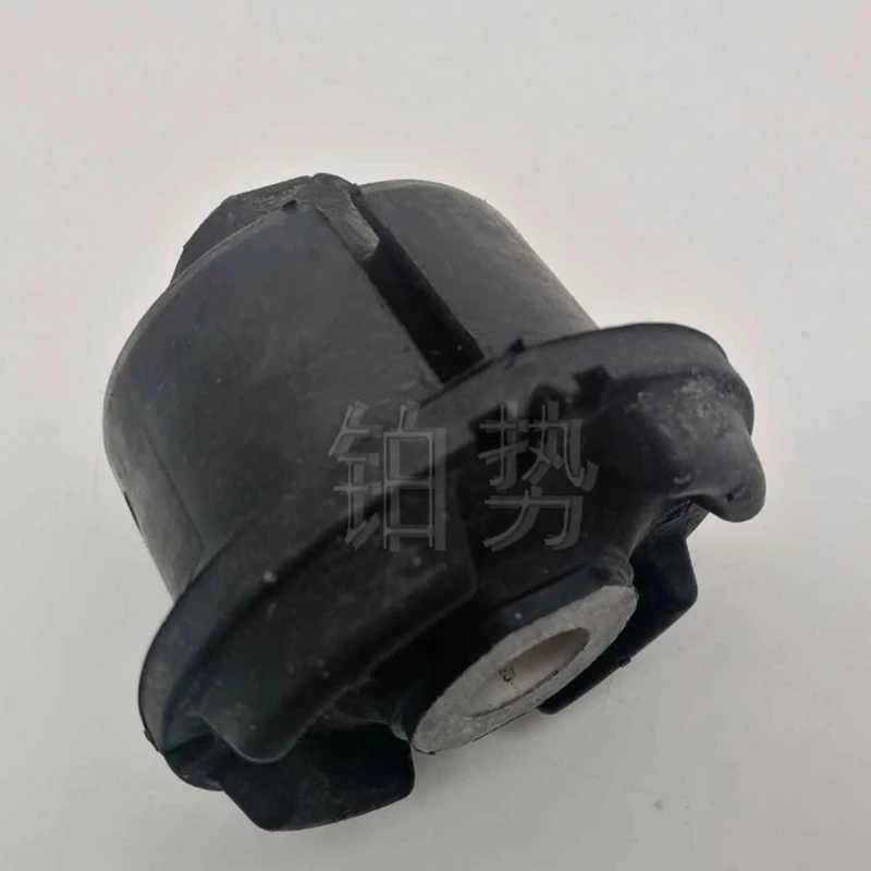 

Ingot beam glue 2007-Hon daA CCO RDH YBR IDC ROS STO URS PIR IOR Front frame rubber support Front axle rubber pad 50260TA0A01