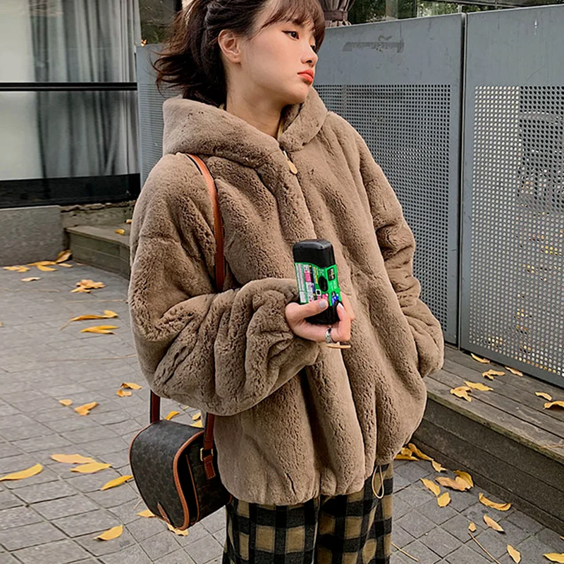 Faux Fur Jacket Women Furry Thick Hooded Baseball Uniform 2023 Winter Casual Loose Short Coat Ladies Luxury Blended Fur Jackets