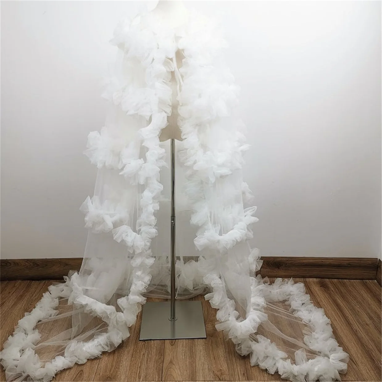 

Роскошная накидка для беременных с оборками для фотосессии Свадебная накидка с искусственным шлейфом Женская вечерняя Длинная накидка для...