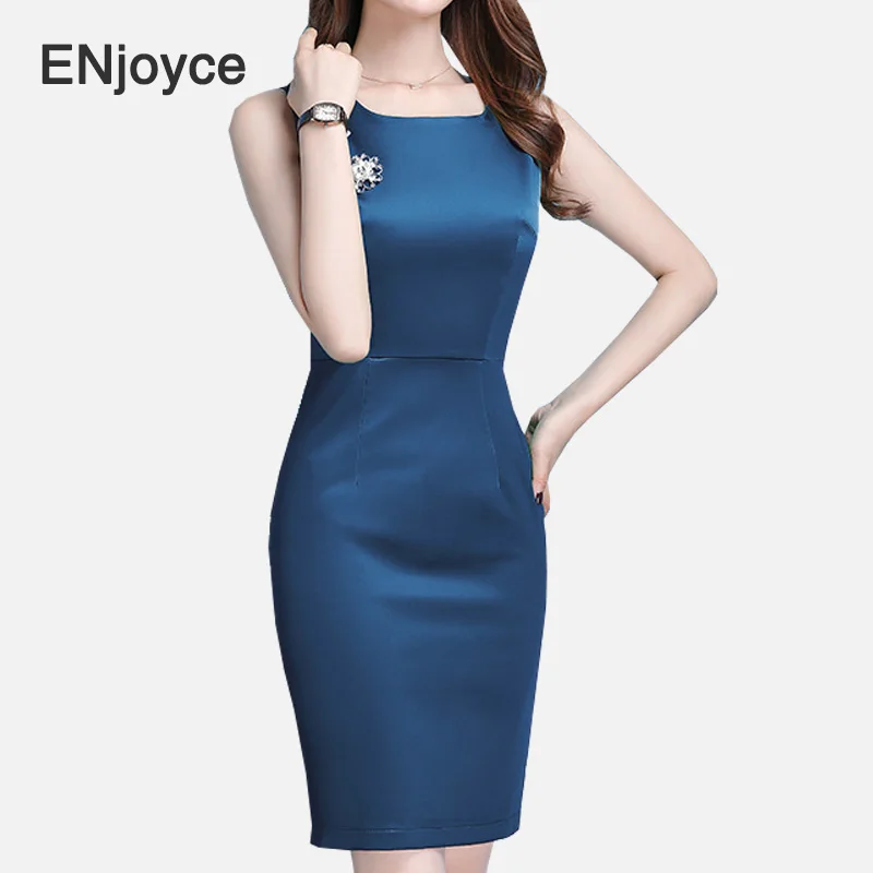 Женский офисный комплект из двух предметов элегантный белый приталенный Блейзер