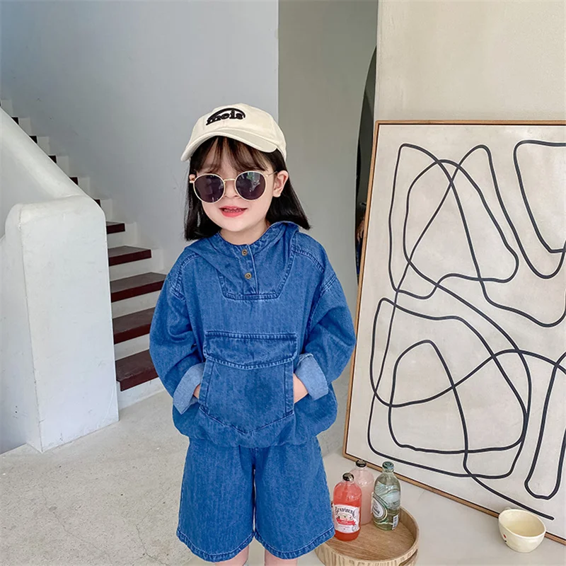 

Autumn Boys and girls fashion denim 2pcs outfits 2021 big pocket Hoodies and knee-length pant children unisex loose clothes sets