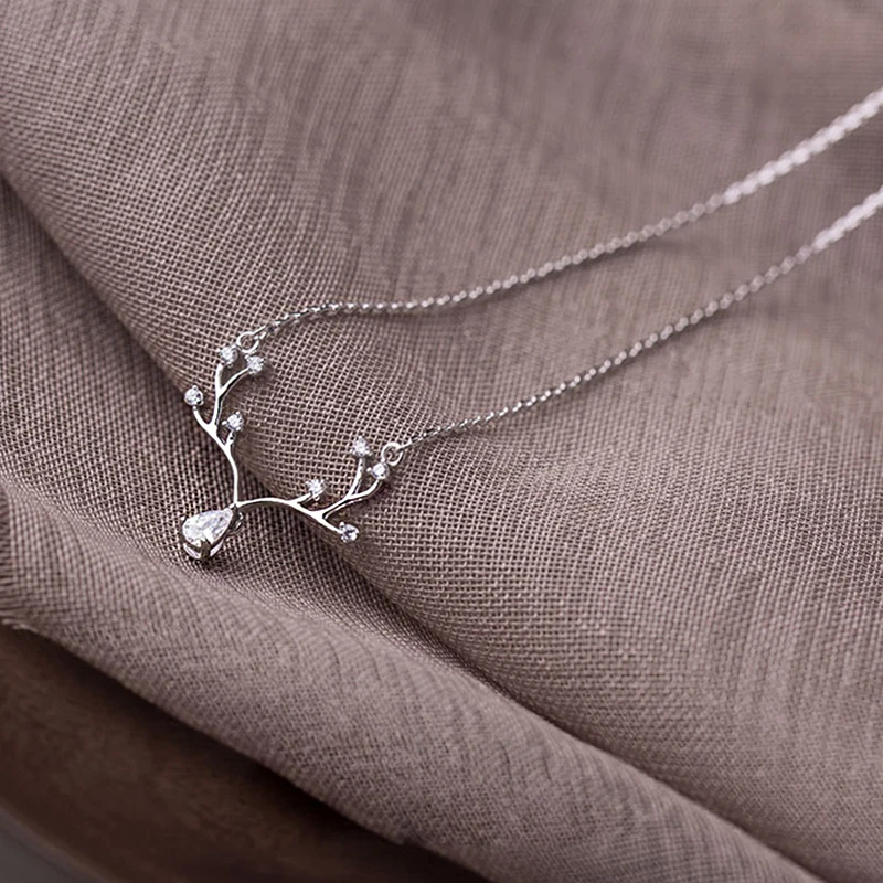 Ожерелье-чокер с оленями женское выразительный дизайн Элегантная Модная