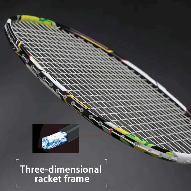 

Camouflage Print Super Light Carbon Fiber Badminton Rackets 4U 82g Strung Racket Professional Racquet With Strings Bags