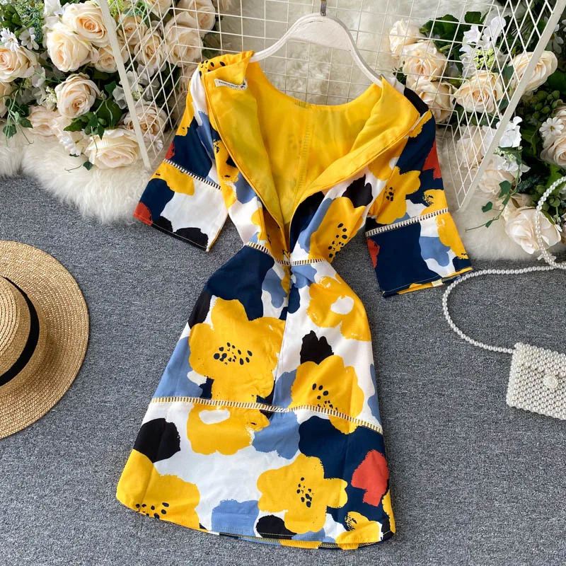 Женское платье с коротким рукавом желтое элегантное цветочным принтом