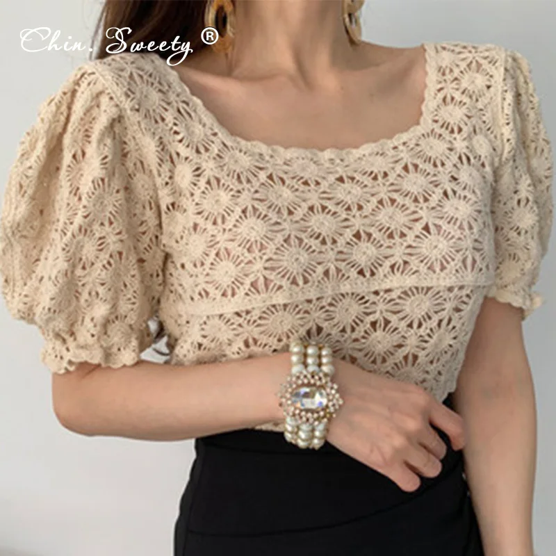 

Fashion Women's Hollow Out Lace Top Retro Square Collar Puff Sleeve Female Elegant Short Tops 2021 Summer Ladies Sweet Blouses