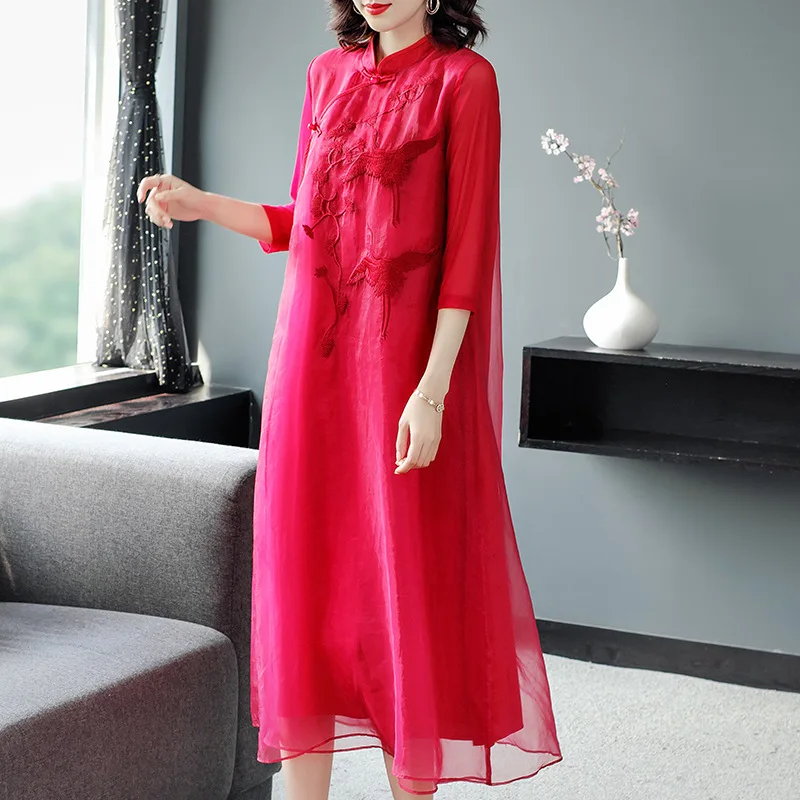 

Roy embroidered dress autumn 2020 new heavy industry Embroidered Organza vertical collar and red embroidered skirt