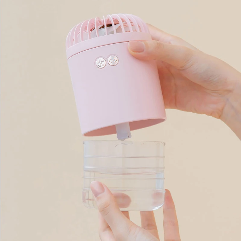 

NawsunLife Multifunctional Noiseless 2000mah Rechargeable Water Spray Mist Fan Portable 210ml Mini USB Humidifier Fan