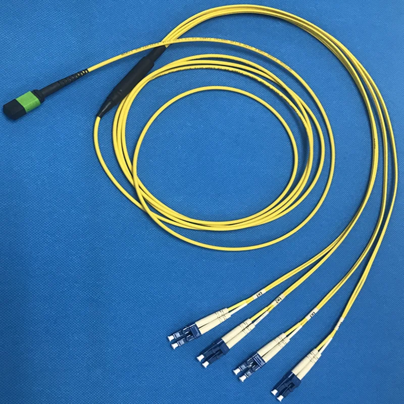QSFP MPO-LC оптический патч-корд с разветвлением/коммутационный кабель одномодовый