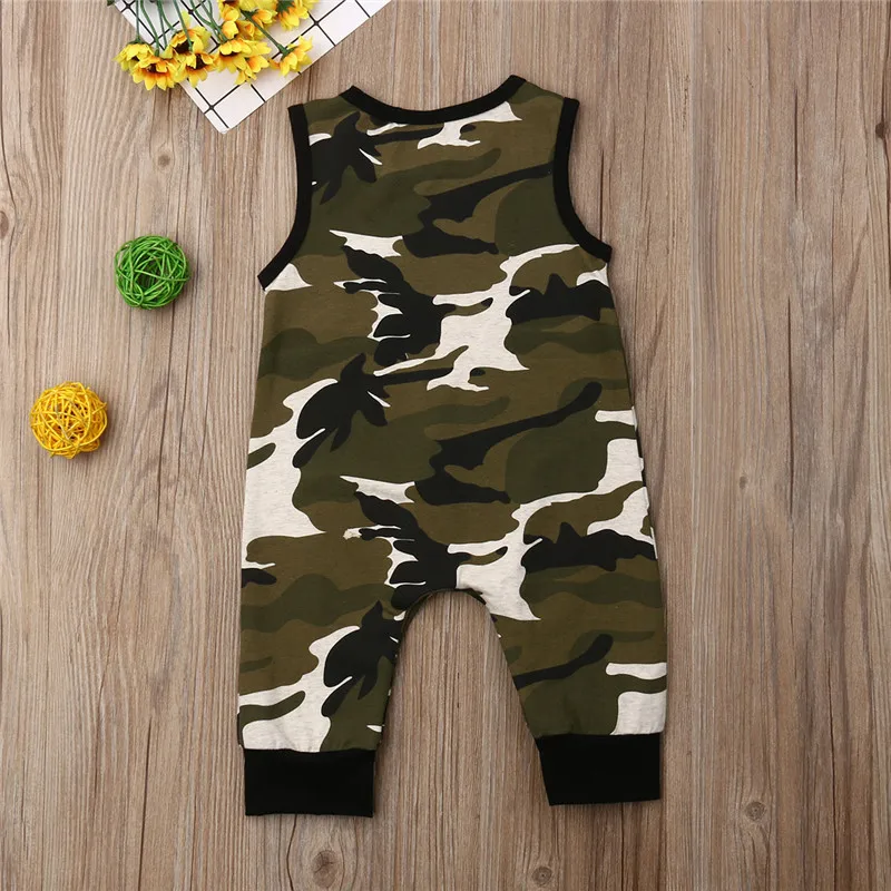 Бесплатная доставка одежда для маленьких мальчиков и девочек камуфляжный милый