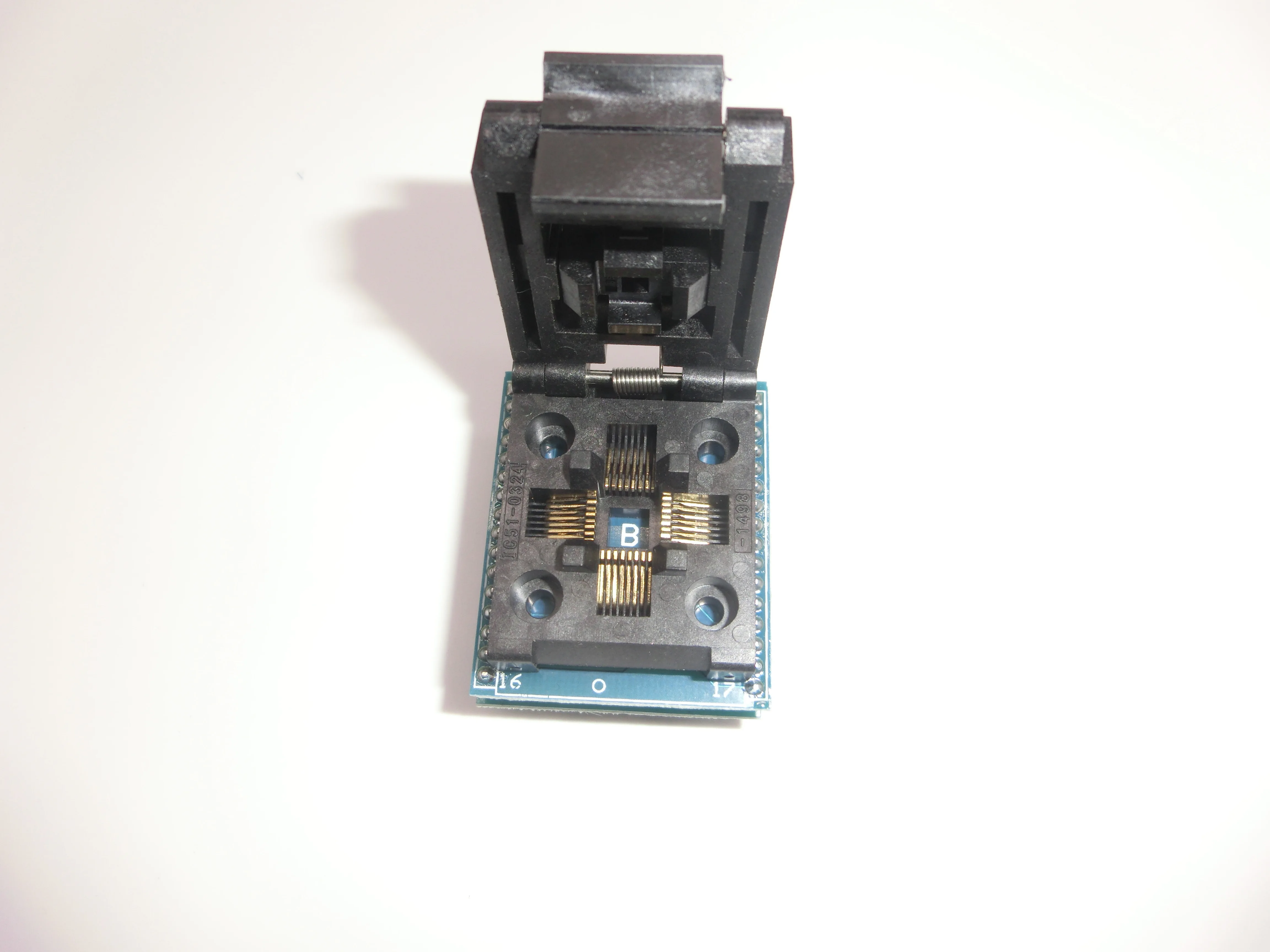Программатор TQFP32 QFP32 LQFP32 к DIP32 универсальный адаптер с поддержкой ATMEGA8 AVR STM32 STC RT809F