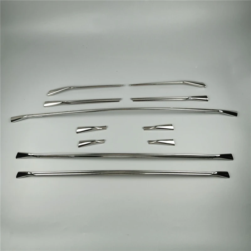 Декоративная накладка на переднюю решетку автомобиля декоративная из