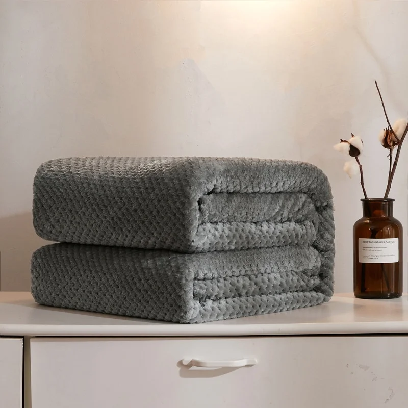 Толстое однотонное фланелевое одеяло из кораллового флиса японское воздушное