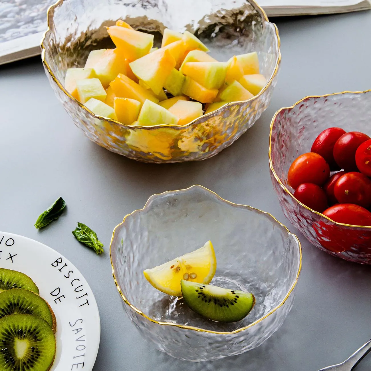 Салатница из золотистого стекла прозрачная Бытовая Посуда Студенческая лапша