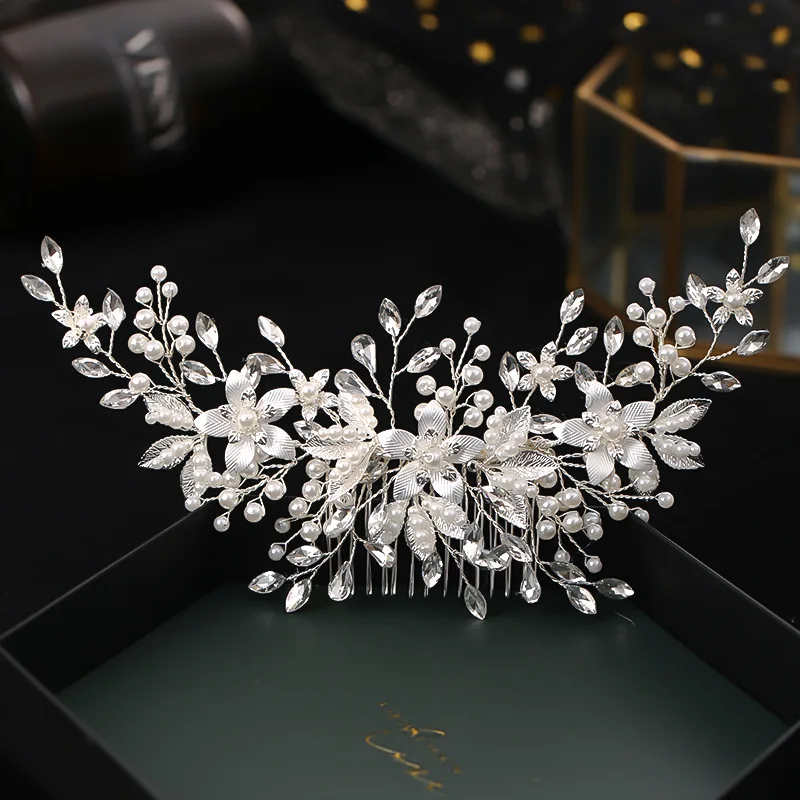 

Original bridal jewelry European and American alloy pearl comb insert comb hand-woven bridal wedding headdress can CSV
