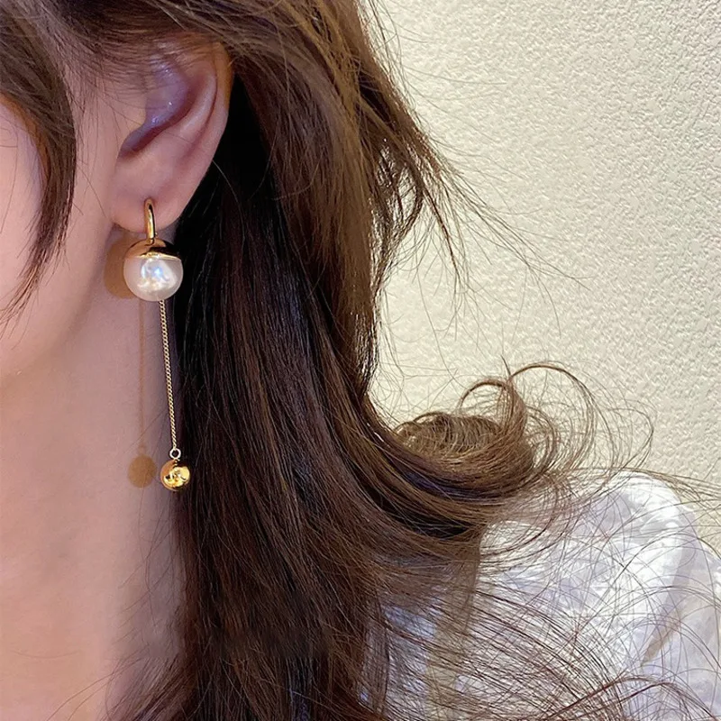 

Korea New Fashion Retro Two-wear Imitation Pearl Dangle Earrings Long Gold Metal Ball For Women Dating Wedding Aesthetic Jewelry