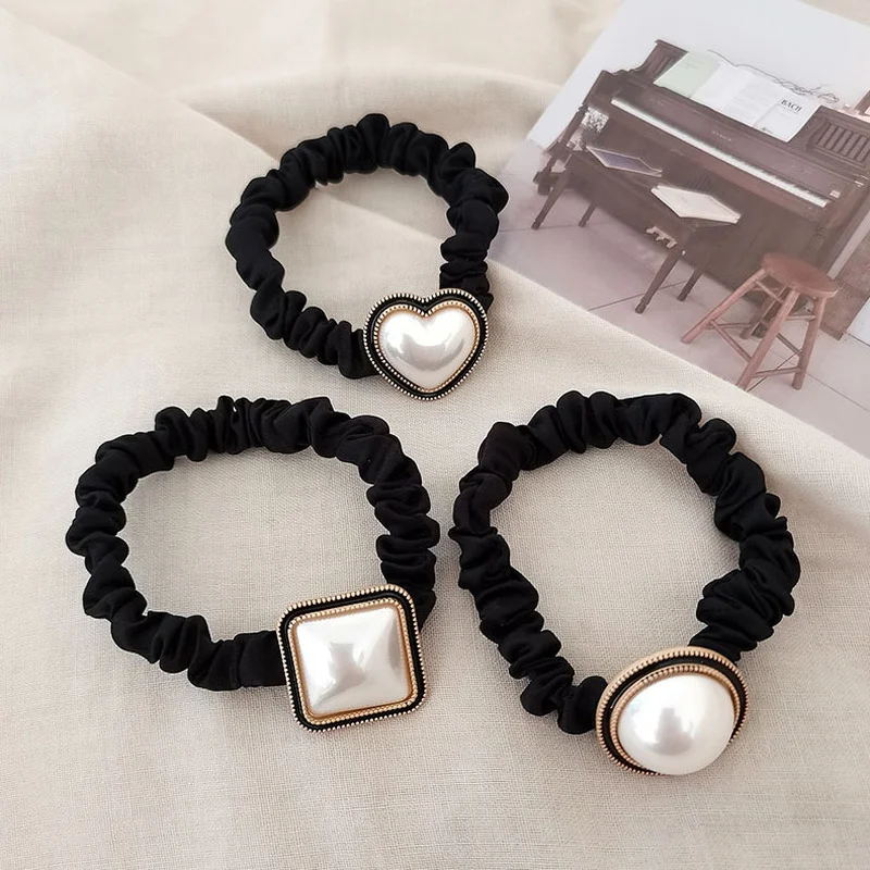 

4Pc Korean Elegant Heart Pearl Elasticity Hair Ties Scrunchies for Women Girls Ponytail Holder Hair Rings Rope Accessories