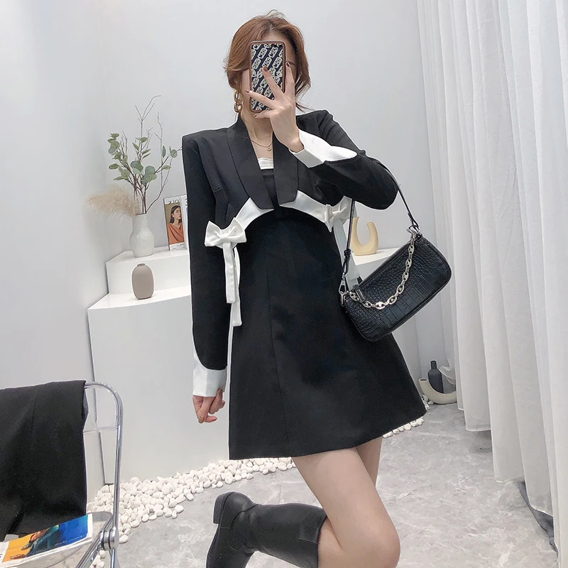 

Kimutomo женская модель 2021 года, корейский Костюм контрастных цветов с вышивкой и бантом на поясе, облегающее платье на бретельках