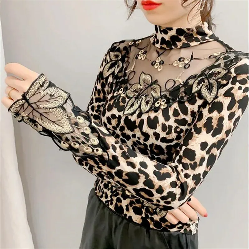 Women's Leopard print bottoming Shirts plus velvet ladies blouses long-sleeved lace embroidery blouse for women soft tops 2020