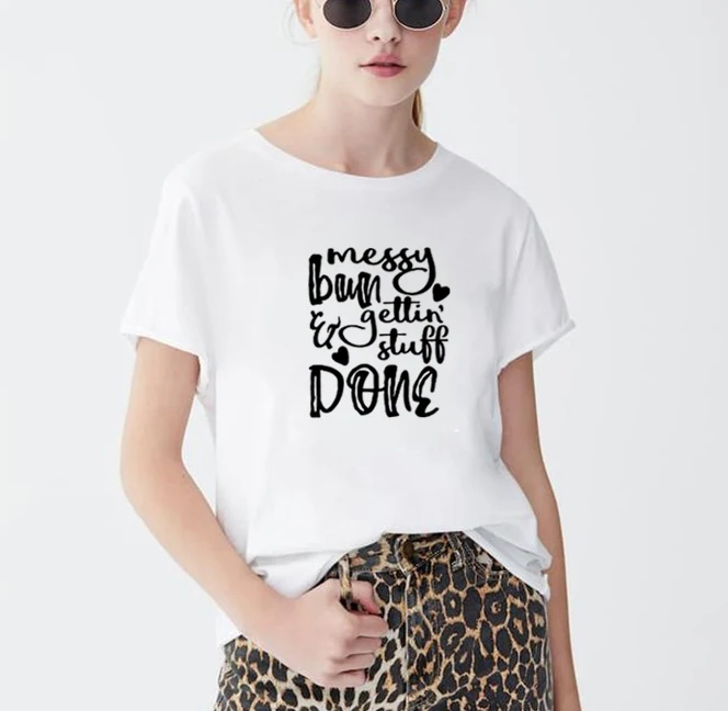 Женская хлопковая футболка с коротким рукавом круглым вырезом и