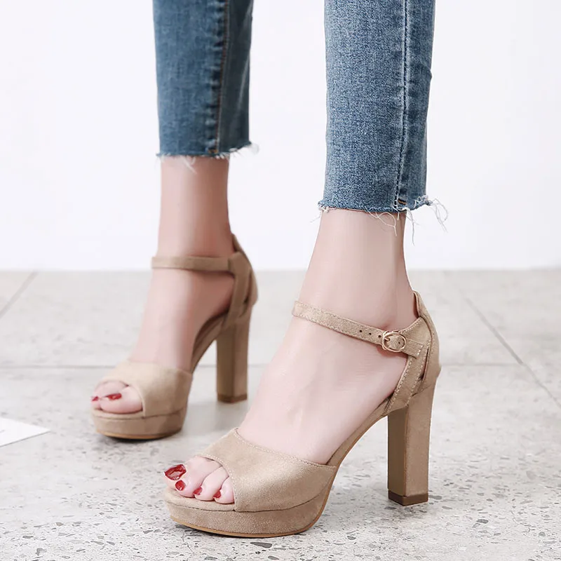 

2018 New Platform Women Pumps Solid Flock High Heels 10cm Shoes Peep Toe Sexy Party Shoes Fashion Wedding Sandals CH-A0096