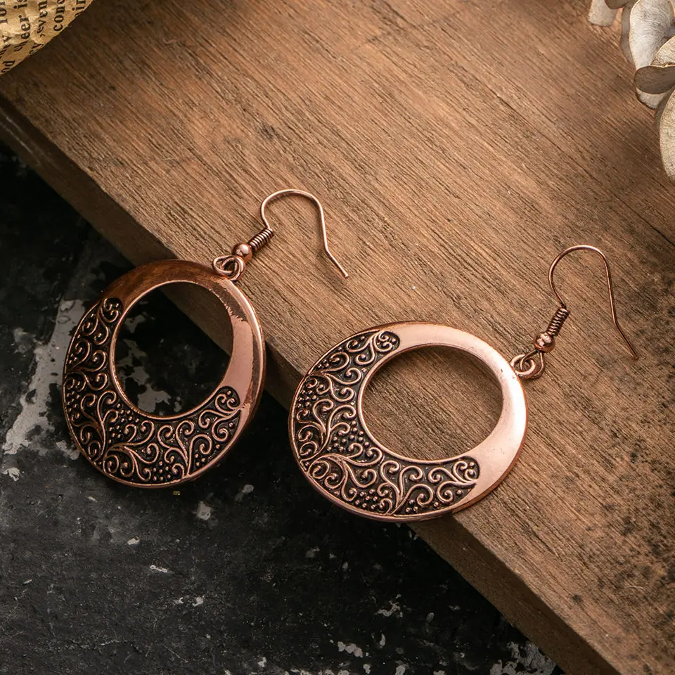 Женские винтажные серьги подвески под старину вечерние висячие цвета розового