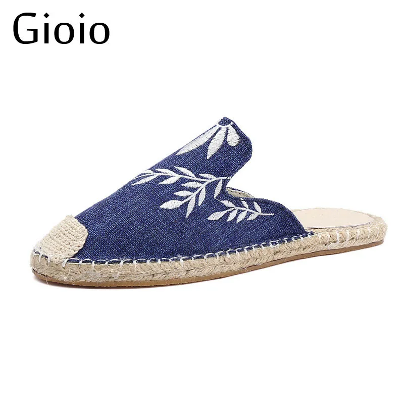 Gioio Women Canvas Slippery Lady White fashion Style Big size Mules floral ambroidered craft Flat heel Mujer street fashion shoe