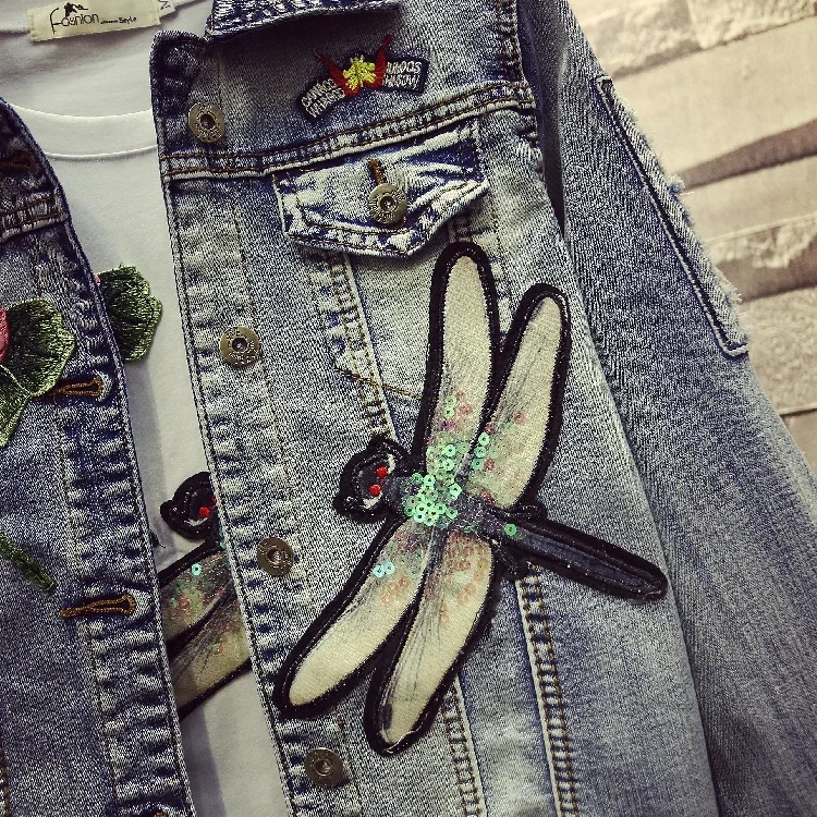 Куртка женская джинсовая в европейском стиле Модная приталенная ковбойская