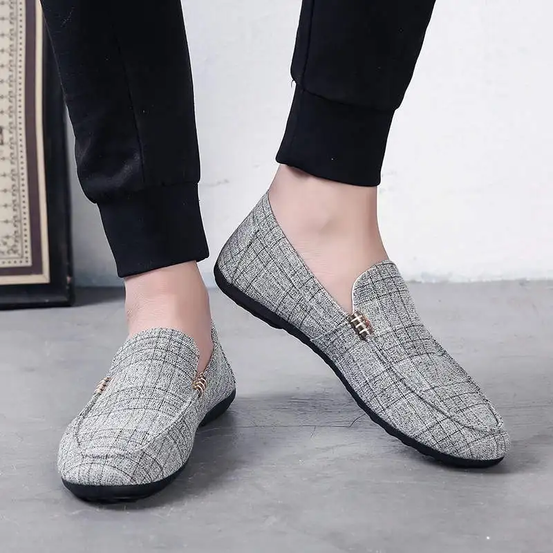 

Кроссовки мужские сетчатые, брендовые короткие беговые кроссовки, спортивные сникерсы для мужчин, теннисная обувь, увеличивающая рост, изн...