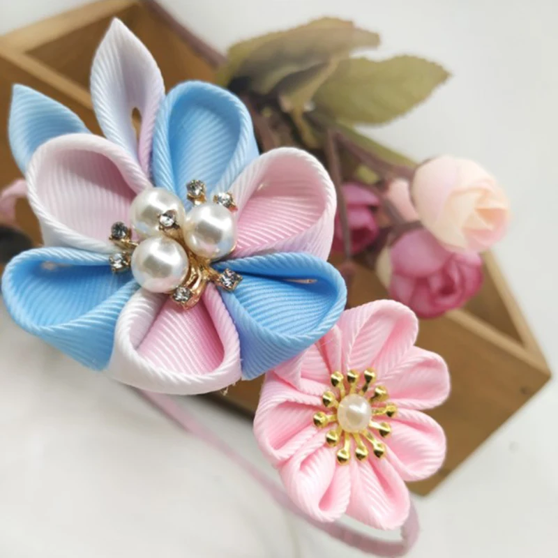 

10PCS/lot Mixed Color Flower Heart Three Pearl DIY Material Headdress Bag Shoe Accessories
