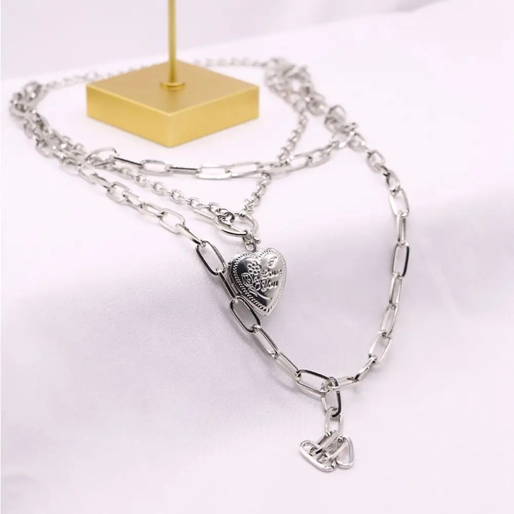 

Harajuku Retro Love Peach Heart OT Buckle Necklace Geometric Creative Y-shaped Tassel Three-layer Long Chain Necklace Pendant Je