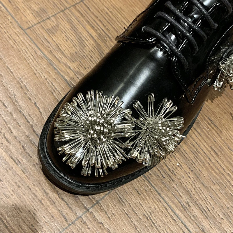 

Rimocy Vintage Metal Flowers Oxford Shoes Women British Girls Lace-up PU Leather Shoes Woman Chinese Style Chunky Single Shoes