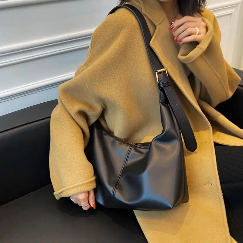 

Vintage Large Capacity Pu Leather Women's Shoulder Bag Winter Solid Color Female Underarm Crossbody Bag Travel Shopper Tote Bag
