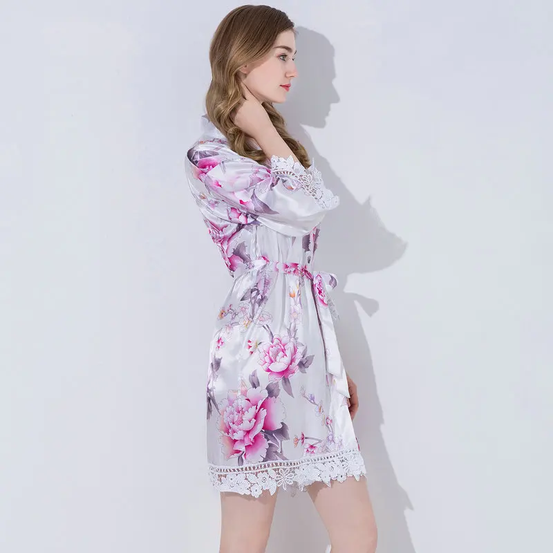 YUXINBRIDAL халаты с цветочным принтом с кружевной отделкой цветочный атласный Шелковый Свадебный невесты кимоно для невесты Халаты вечерние халат атласный 02