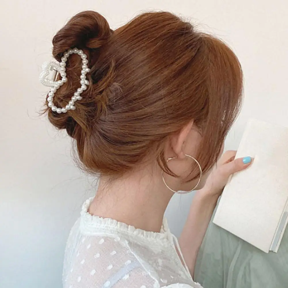 

Women Fashion Hair Claw Elegant Hair Accessories Imitation Pearl Ponytail Holder Large Jaw Clip for Hair Styling