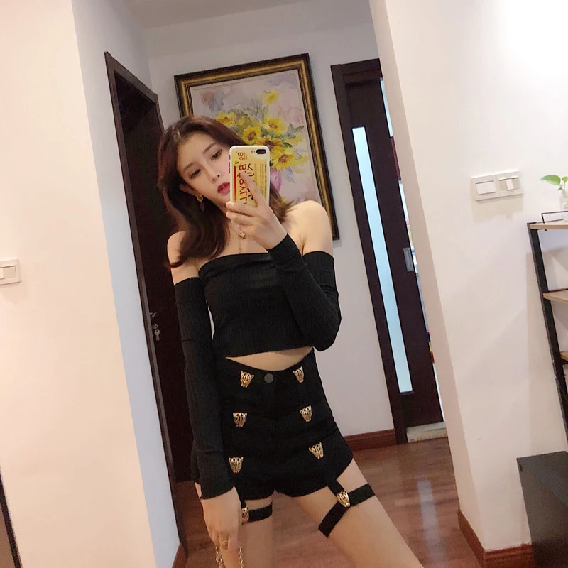 Женские шорты в стиле панк с металлическими леопардовыми пуговицами и