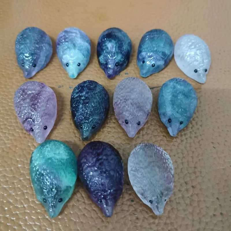 

Mini Fluorite Hedgehog Stone Quartz Crystal Carved Decoration Ornament for Home Office ALS88