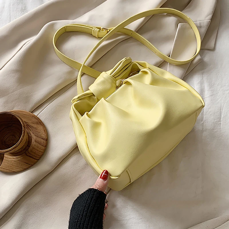 Одноцветные сумки с узелком на одно плечо Большая объемная посылка женские