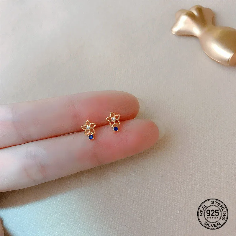 

Женские серьги-гвоздики с цирконом, серебро 925 пробы