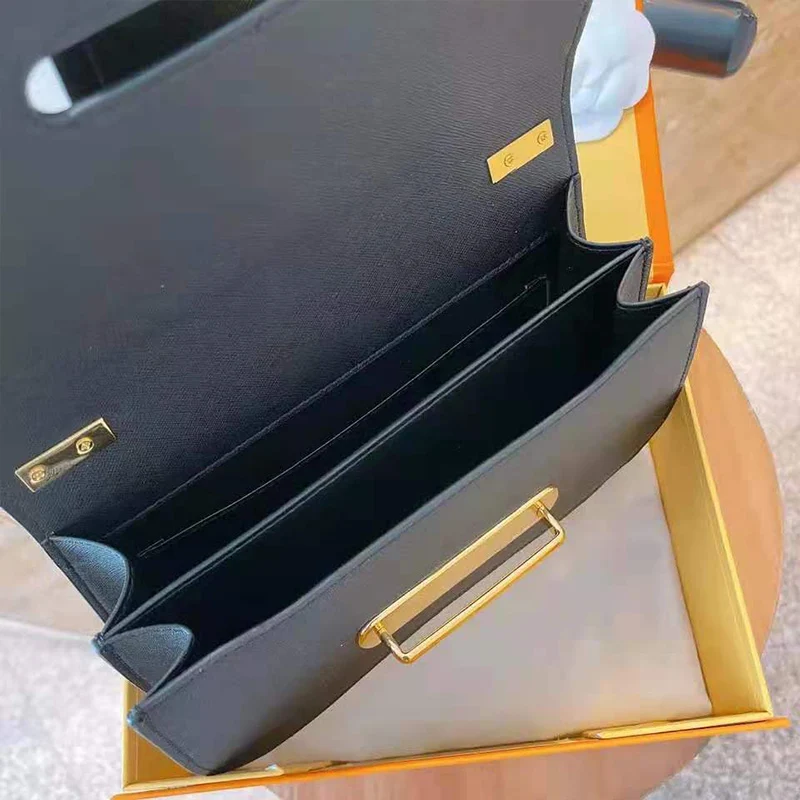 

Women's Handbags