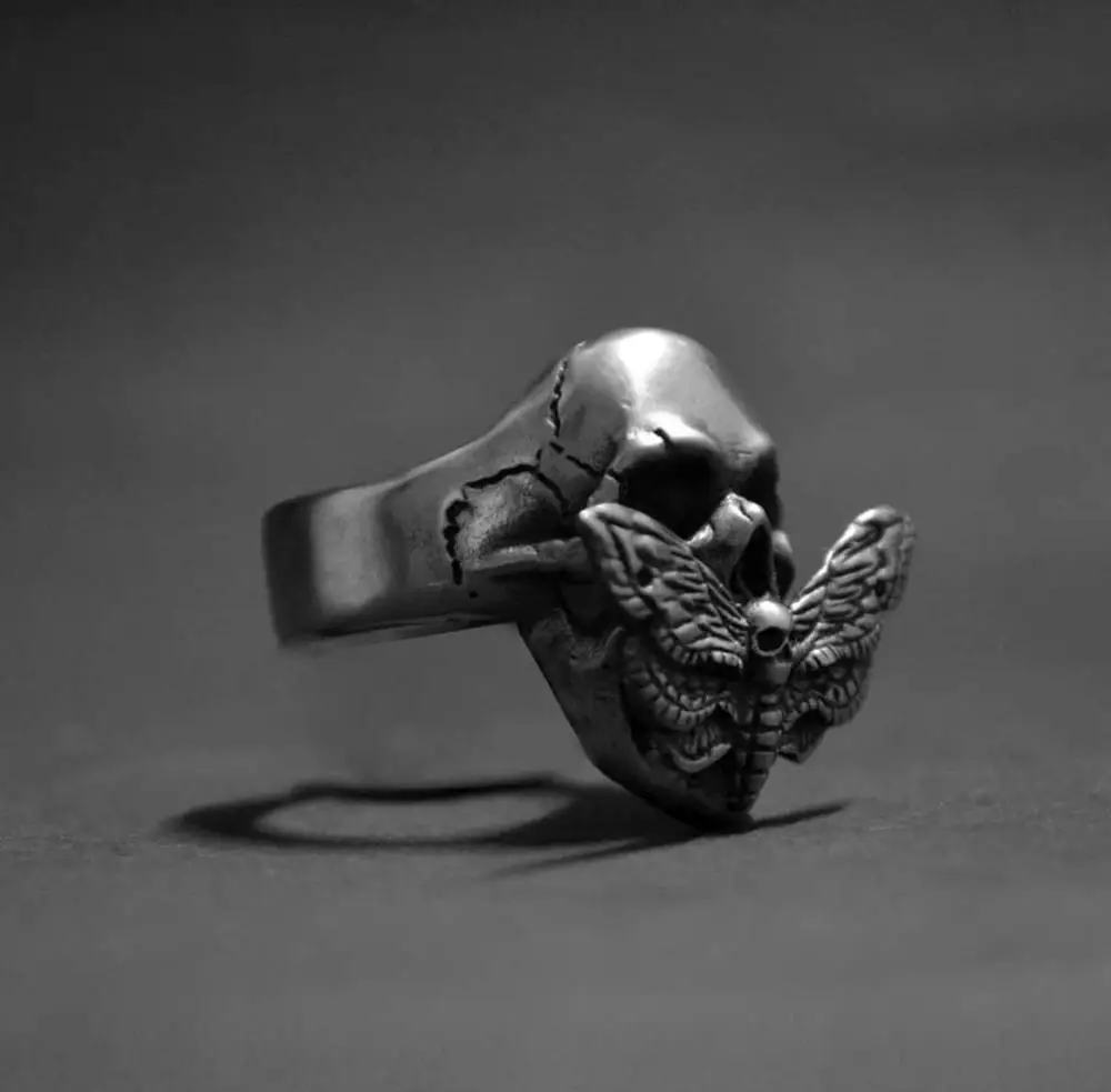 Onlysda Кольцо для мужчин из нержавеющей стали с крестовой бабочкой и черепом, современное изящное панк-байкерское украшение, подарок на Хэллоуин для мужчин.