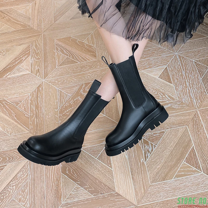 

Size 33-43 fashion genuine leather boots women thick sole Chelsea Boots British style winter platform ankle boots