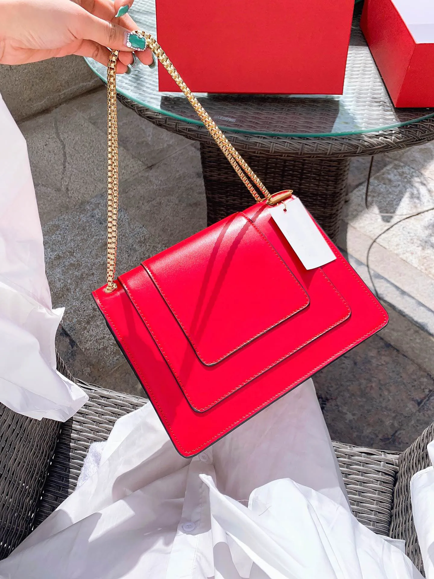 

2021 new women's bag single shoulder diagonal chain small square bag